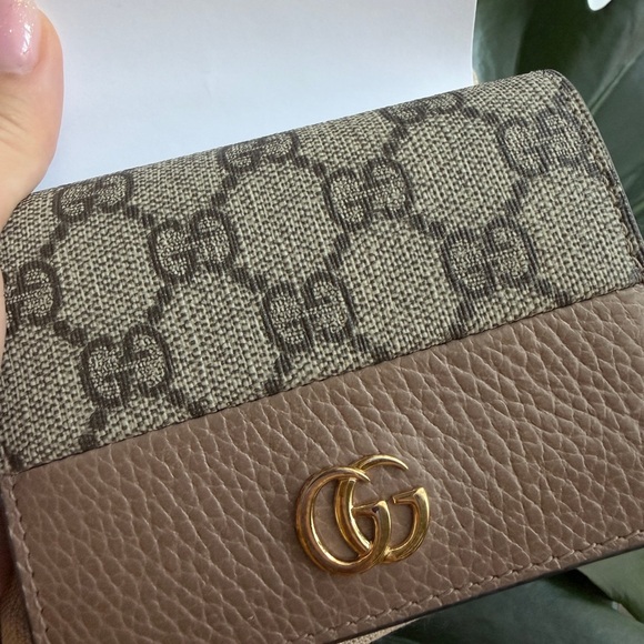 Gucci Women's Wallet - Picture 13 of 14